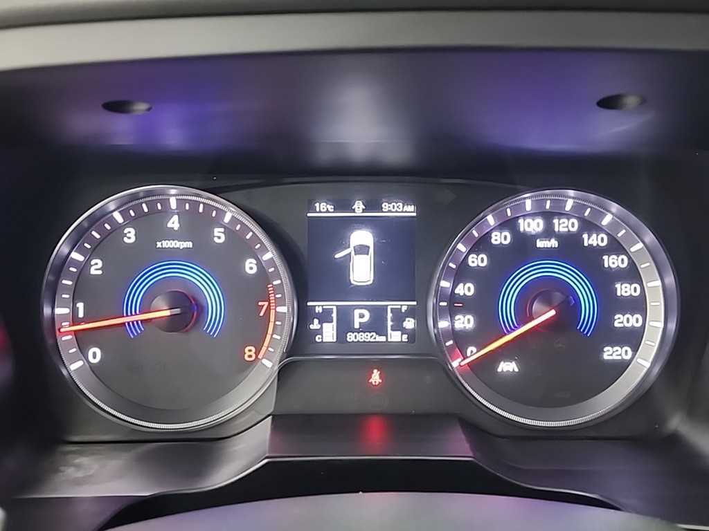 Ssangyong Korando - Vista 6