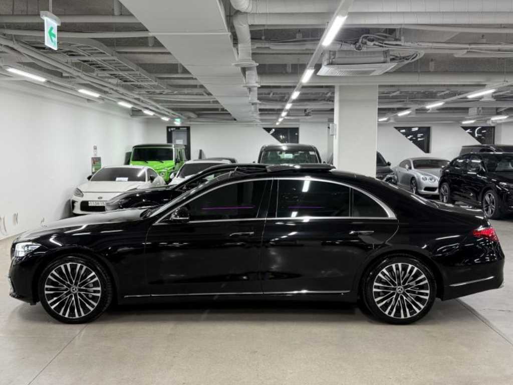 Mercedes Benz S Class - Vista 5