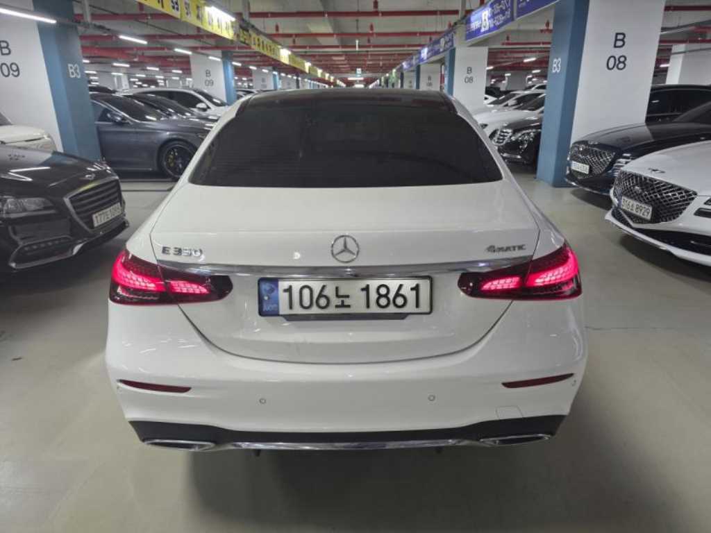 Mercedes Benz E class - Vista 2