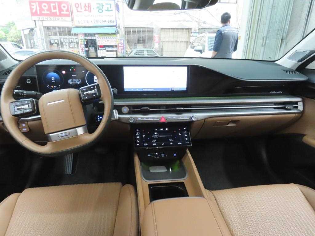 HYUNDAI Grandeur - Vista 7