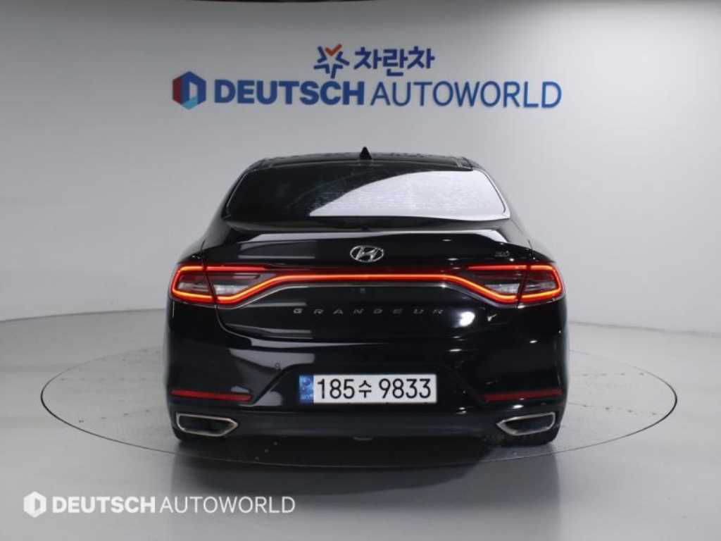 HYUNDAI Grandeur - Vista 4