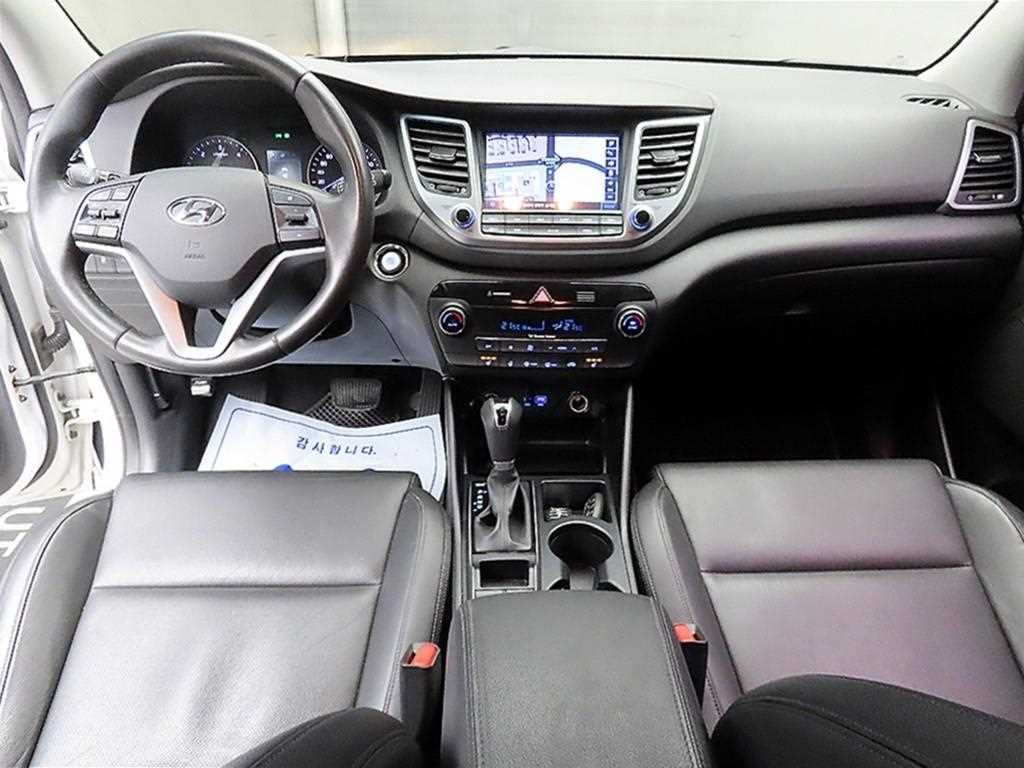 HYUNDAI Tucson - Vista 8
