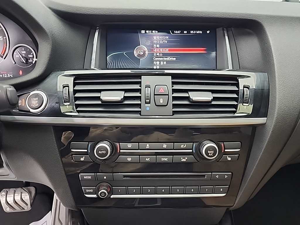 BMW X4 - Vista 10