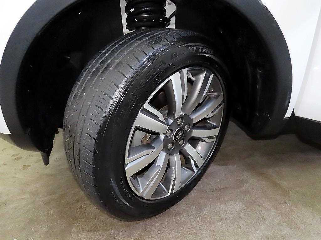 Land Rover Discovery Sports 2017 Blanco - Importación desde Corea - HF Imports Iquique - Foto 20