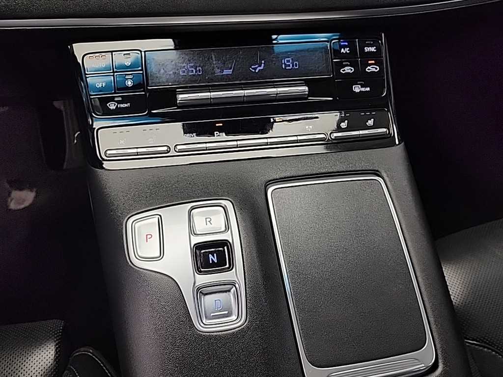 HYUNDAI Grandeur - Vista 8