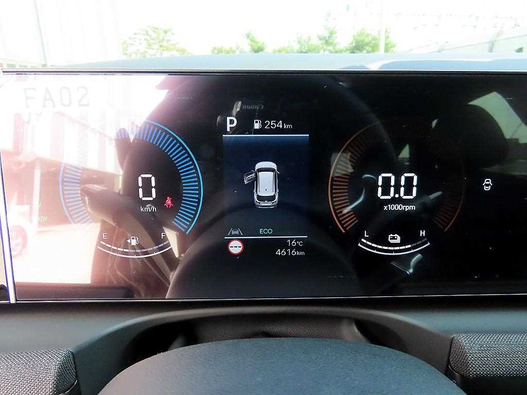 HYUNDAI Tucson - Vista 9