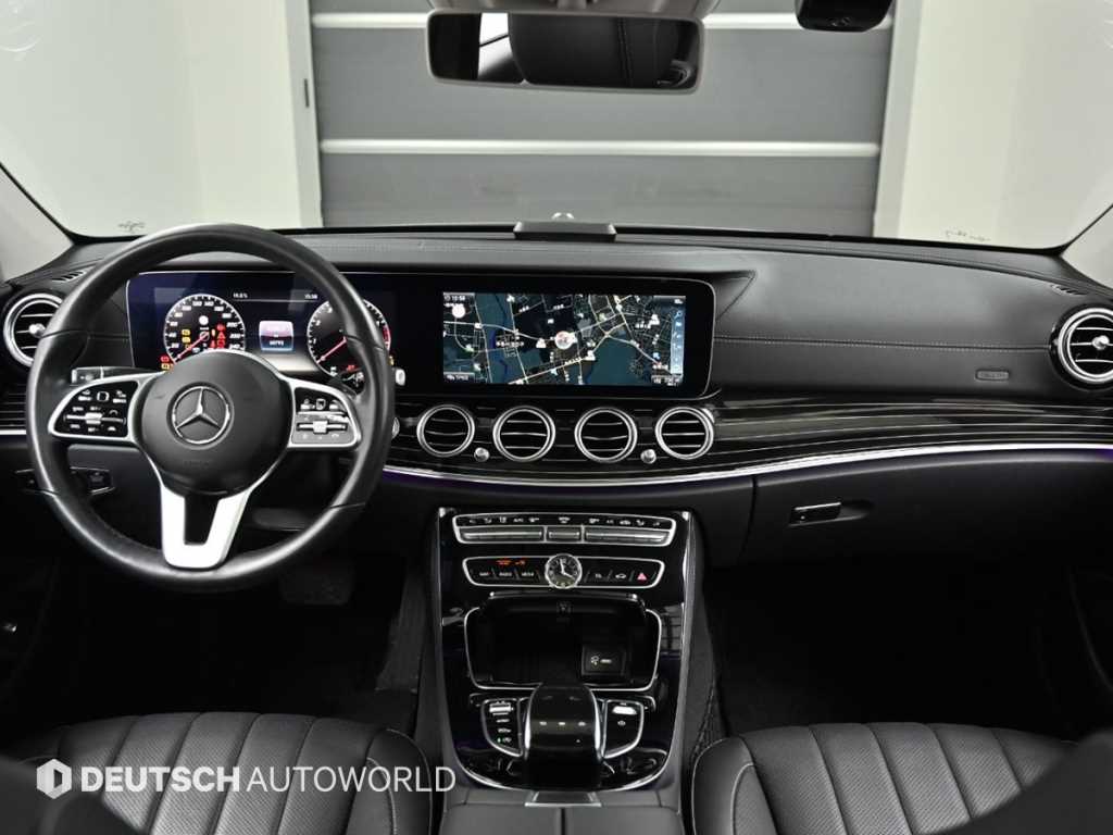 Mercedes Benz E class - Vista 7