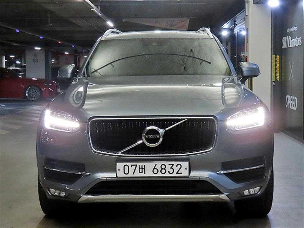 Volvo XC90 - Vista 2