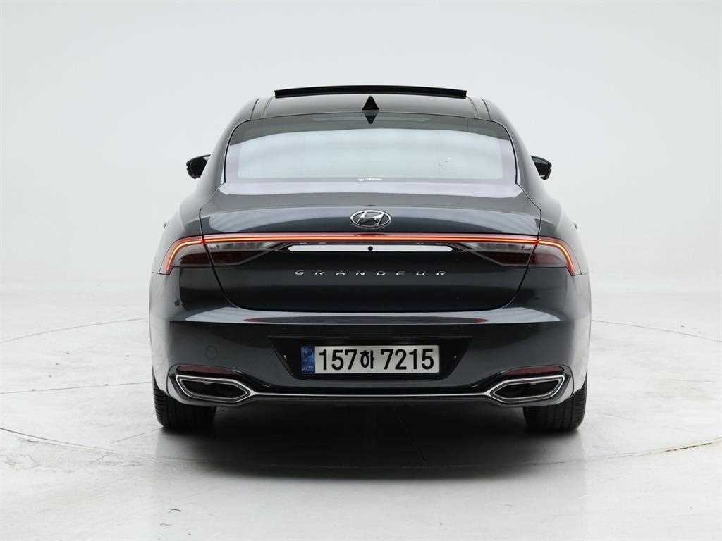 HYUNDAI Grandeur - Vista 5