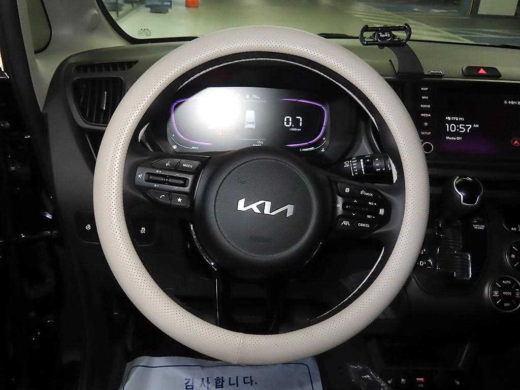 KIA Ray - Vista 8