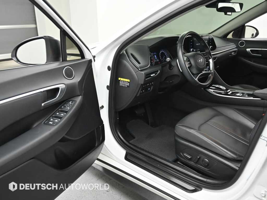 HYUNDAI Sonata - Vista 11