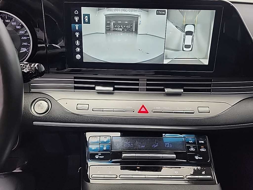 HYUNDAI Grandeur - Vista 10