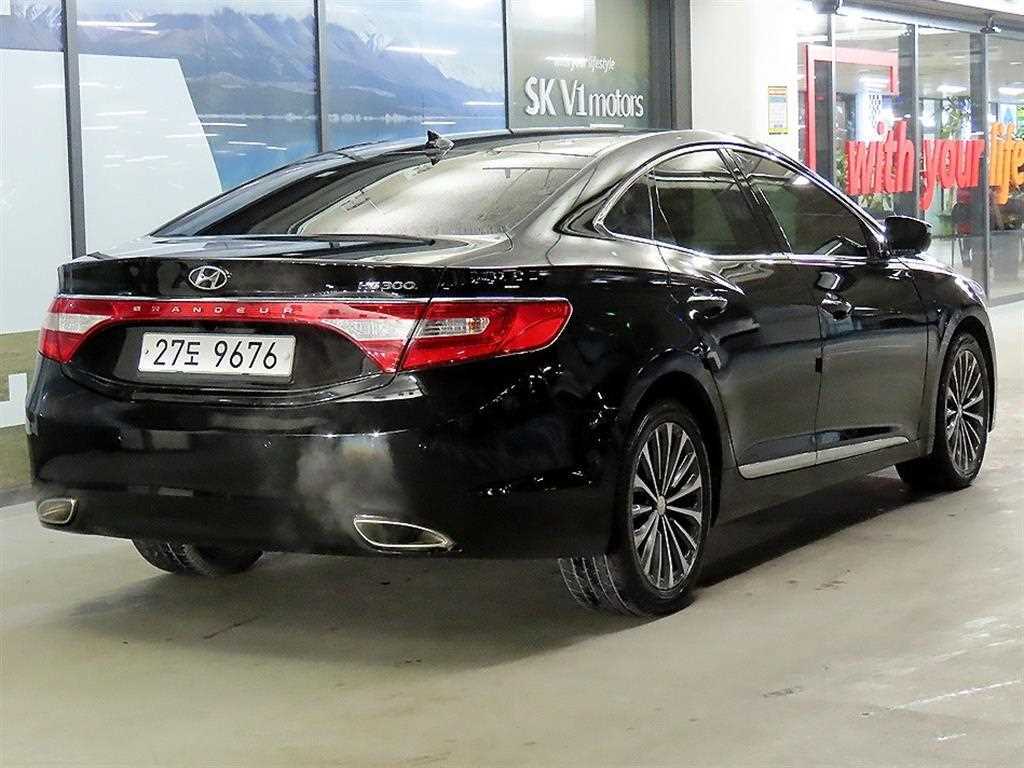 HYUNDAI Grandeur - Vista 4