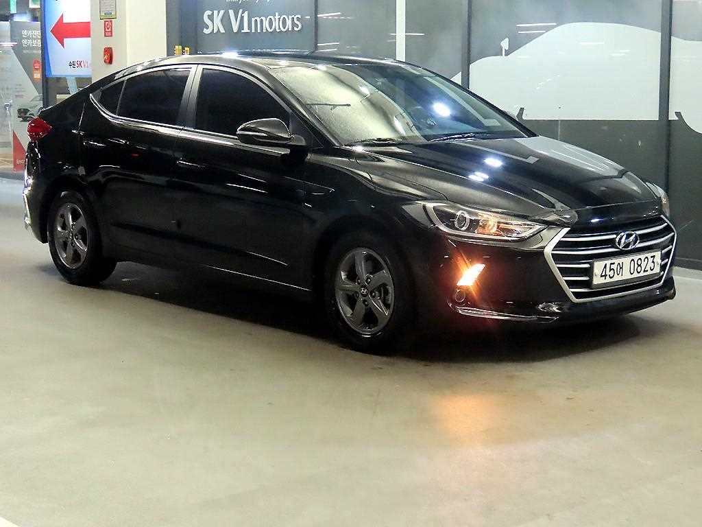 HYUNDAI Avante 2017 Negro - Importación desde Corea - HF Imports Iquique - Foto 1