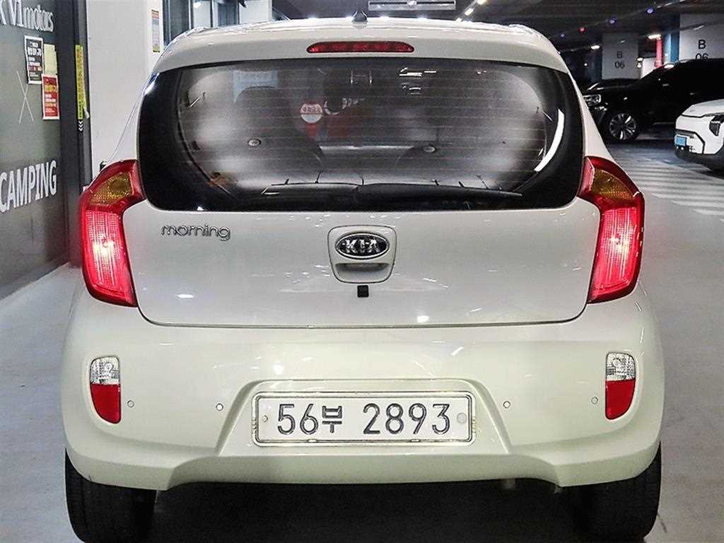 KIA Morning - Vista 5
