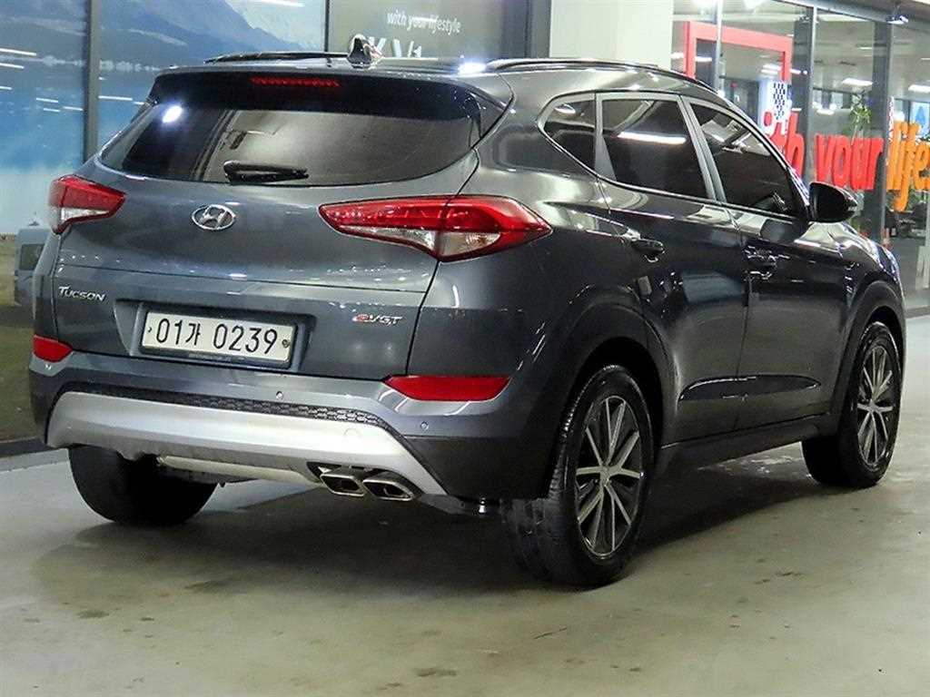 HYUNDAI Tucson - Vista 4