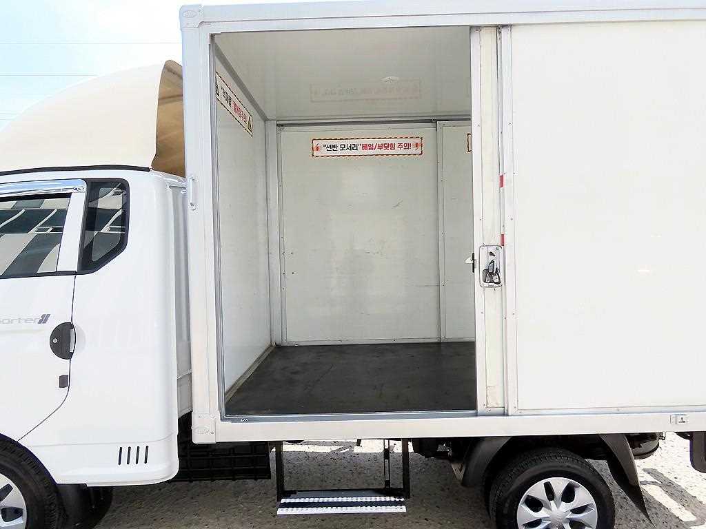 Small Truck Cargo (small) 2024 Blanco - Importación desde Corea - HF Imports Iquique - Foto 1