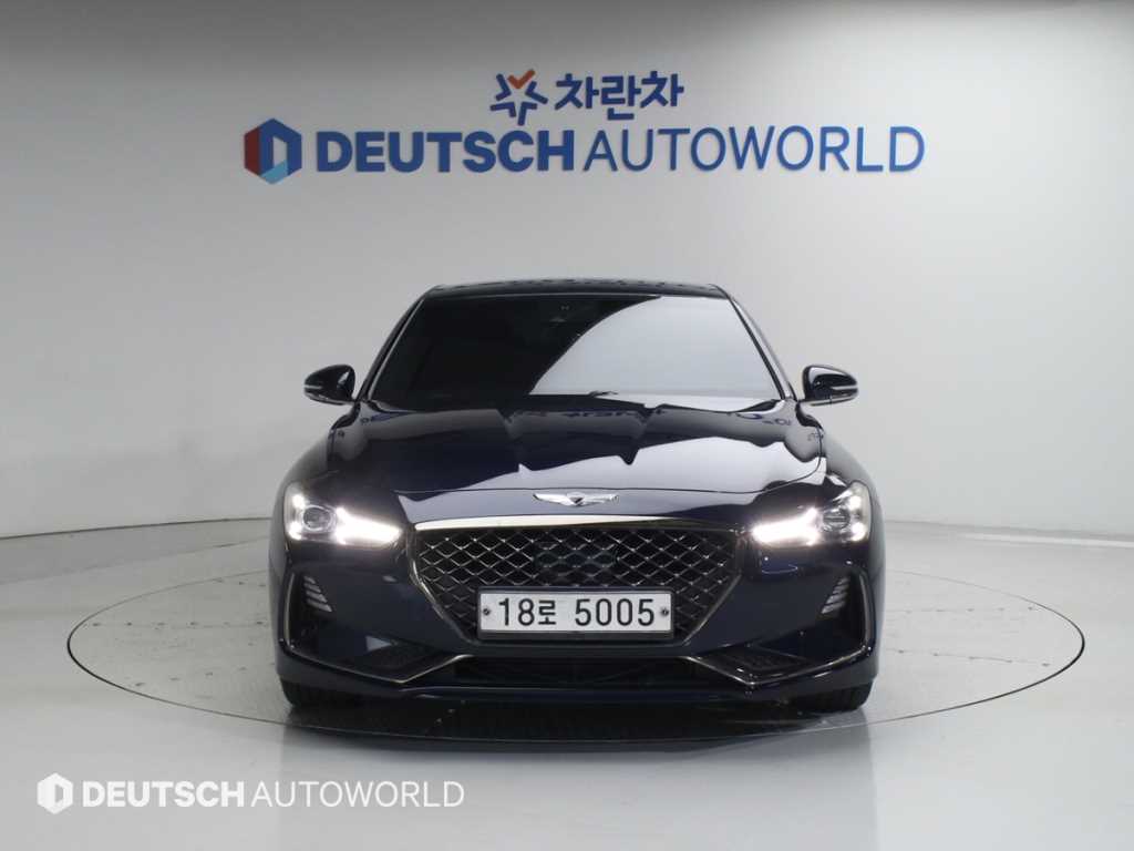 Genesis G70 - Vista 3
