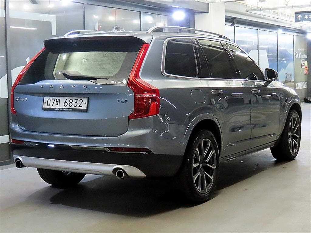 Volvo XC90 - Vista 4