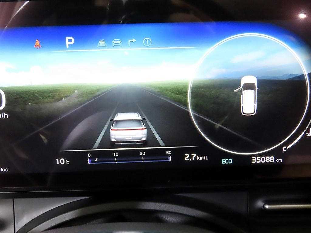 KIA Carnival - Vista 9