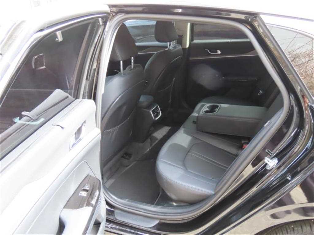 KIA K5 2023 Negro - Importación desde Corea - HF Imports Iquique - Foto 14