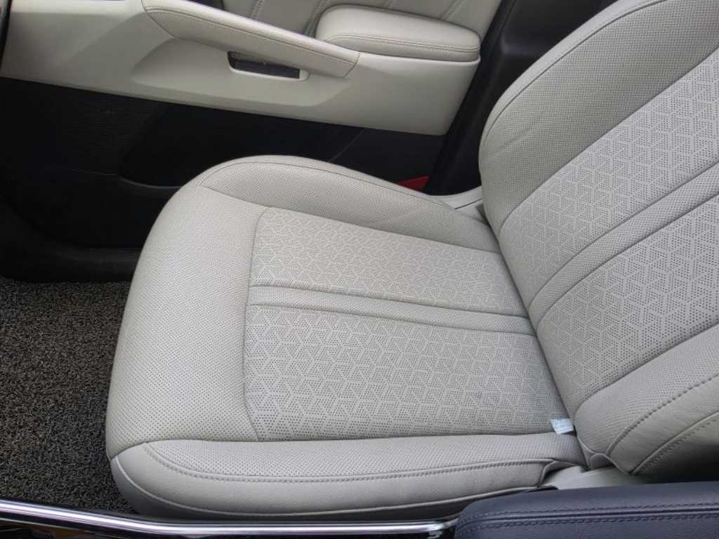 KIA Sorento - Vista 9