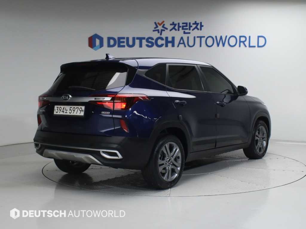 KIA Seltos - Vista 2
