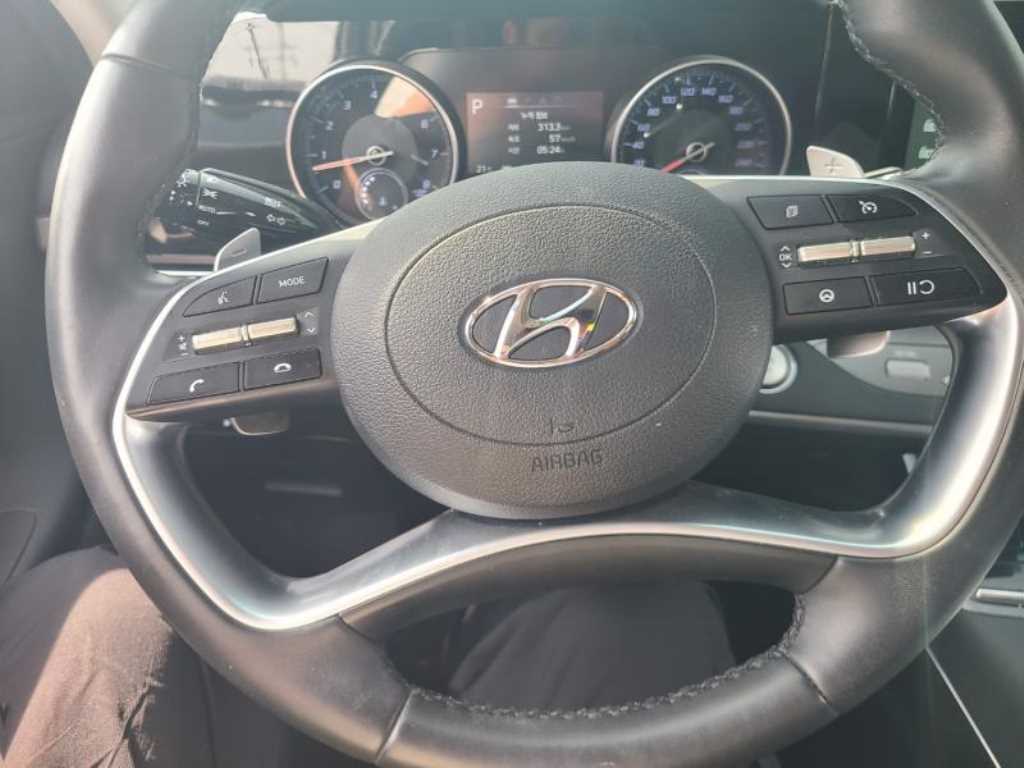 HYUNDAI Grandeur - Vista 12