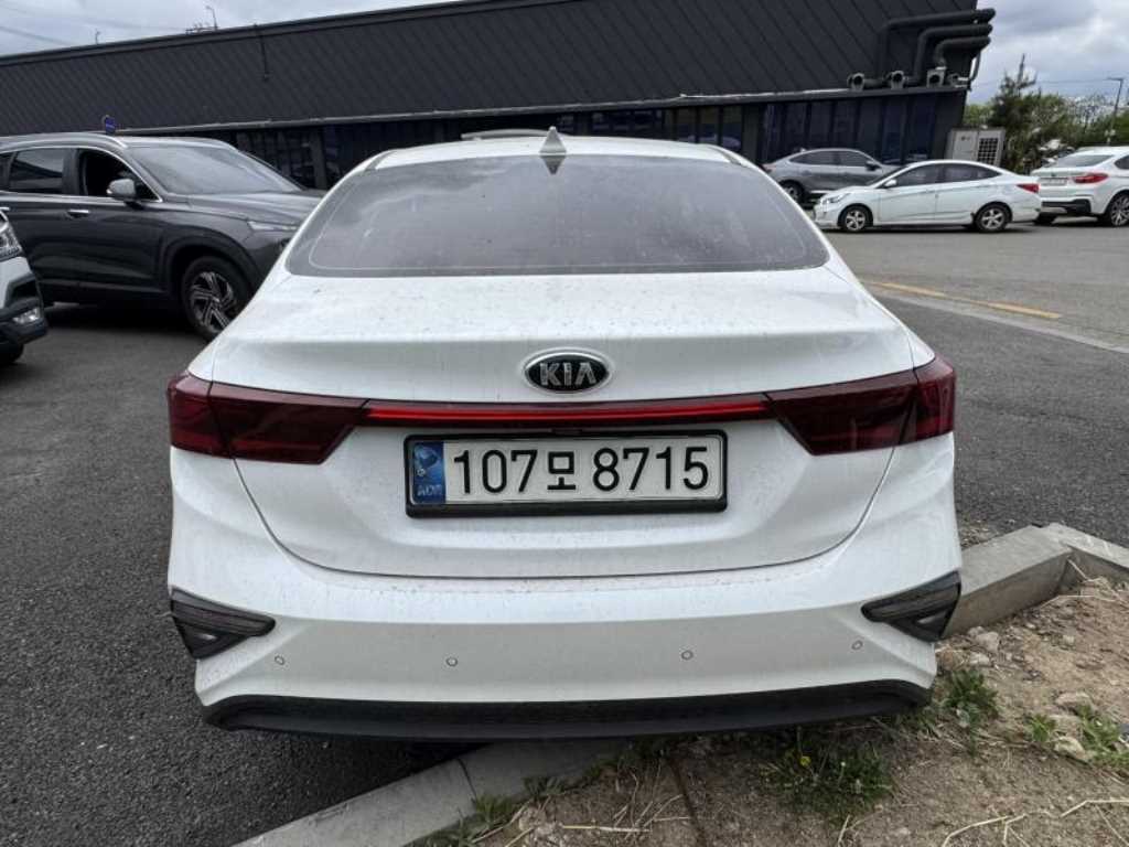 KIA K3 - Vista 4