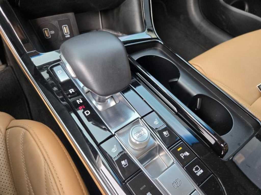 KIA K7 - Vista 10