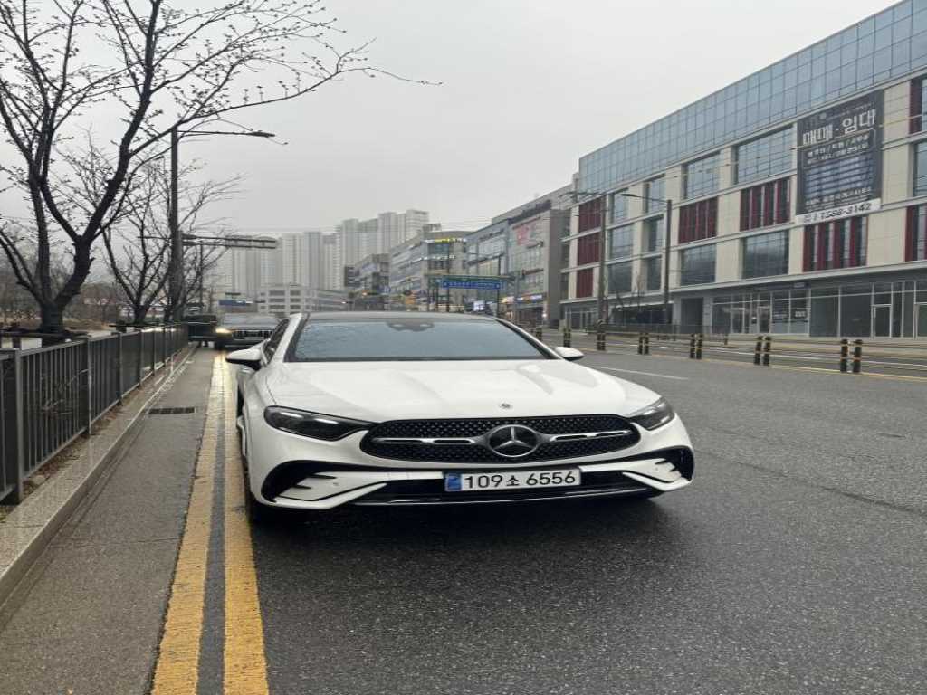 Mercedes Benz GLC Class - Vista 2