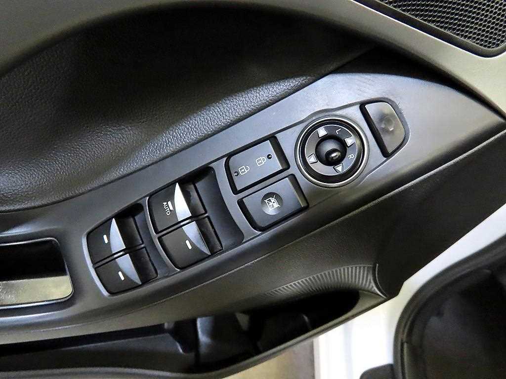 HYUNDAI Avante 2014 Blanco - Importación desde Corea - HF Imports Iquique - Foto 13