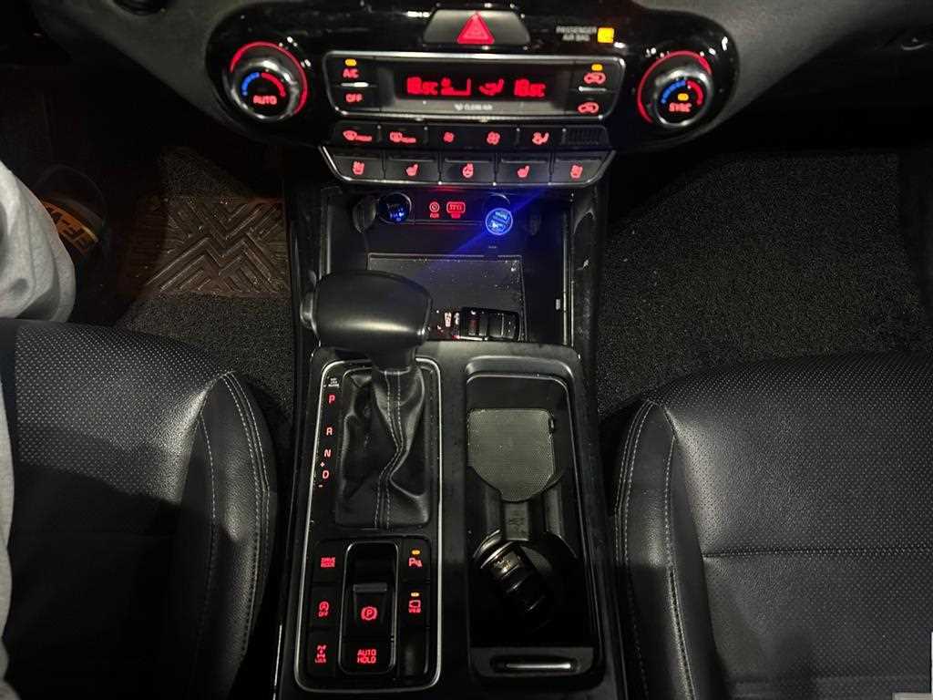 KIA Sorento - Vista 8