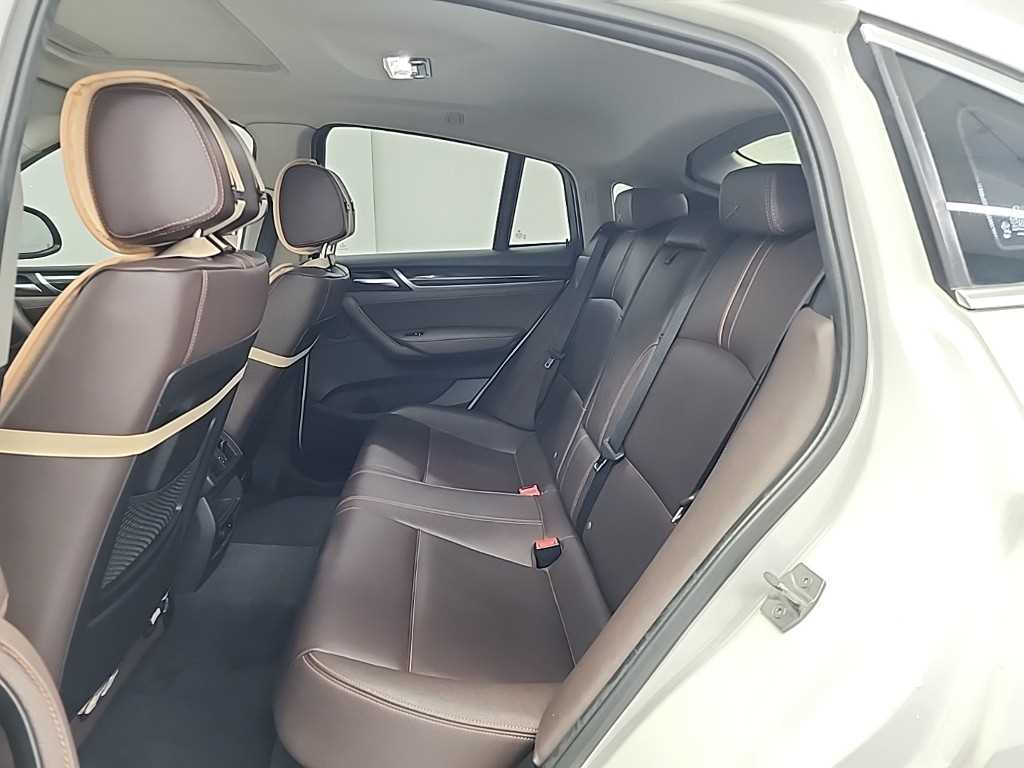 BMW X4 - Vista 12
