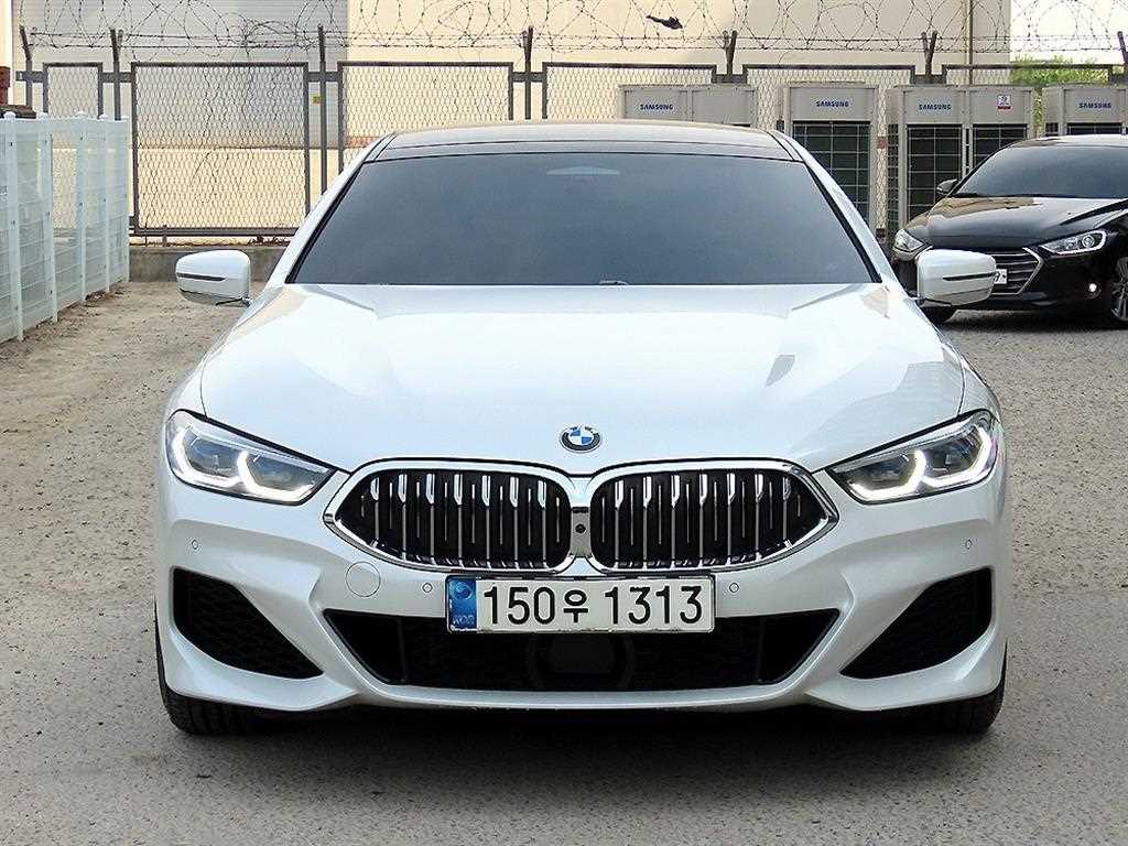 BMW 8 Series 2021 Blanco - Importación desde Corea - HF Imports Iquique - Foto 1