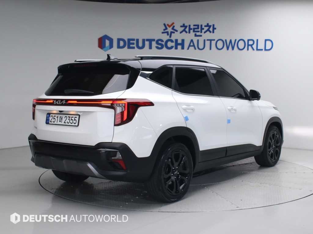 KIA Seltos - Vista 2