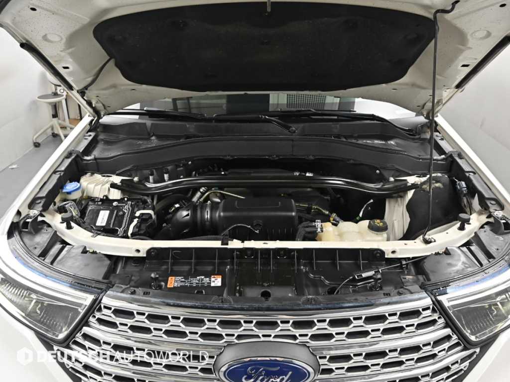 Ford Explorer - Vista 6