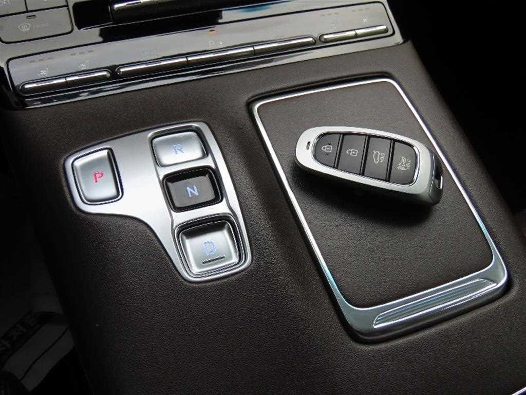 HYUNDAI Grandeur - Vista 6