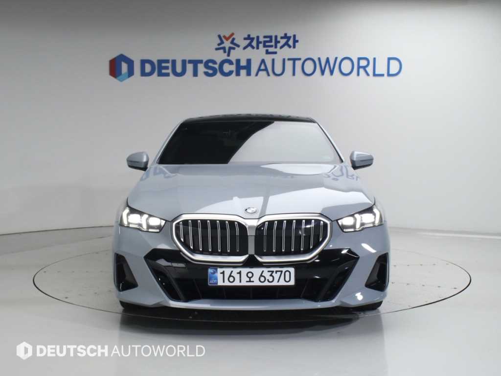 BMW 5 Series - Vista 3
