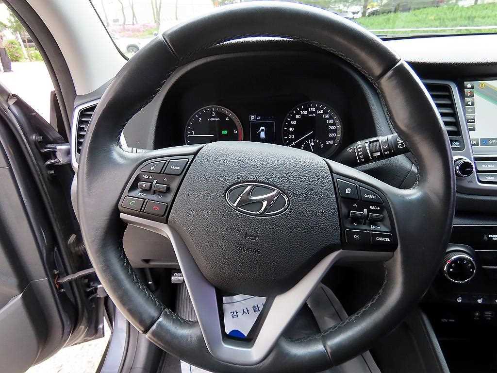 HYUNDAI Tucson - Vista 8