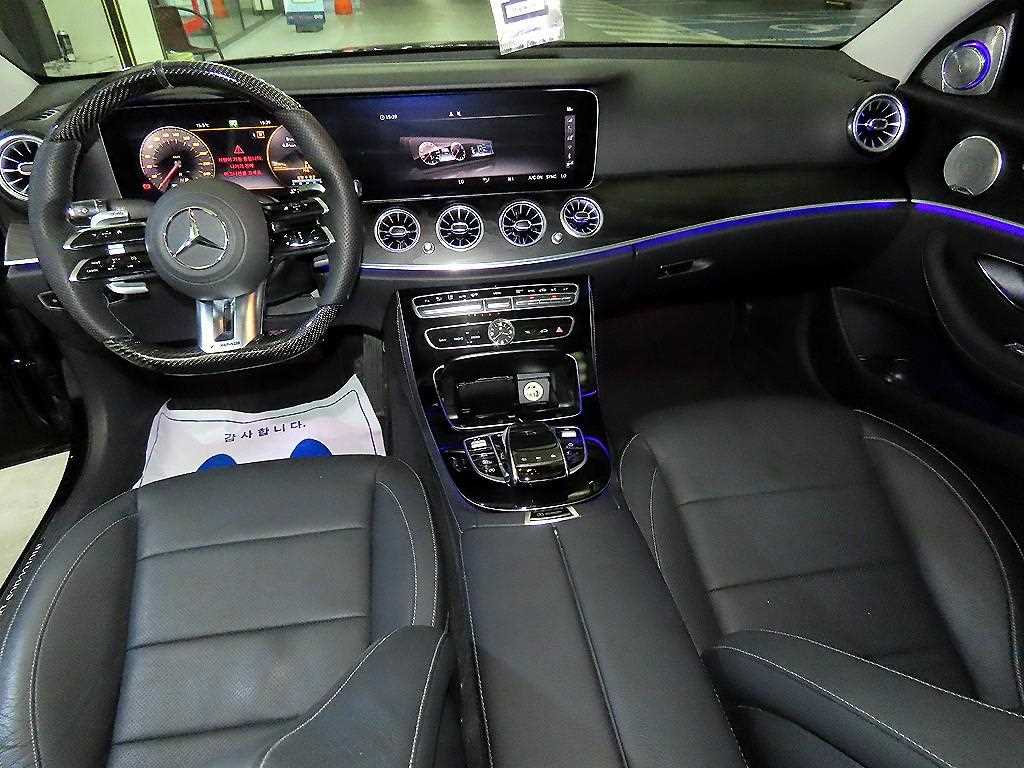 Mercedes Benz E class - Vista 10