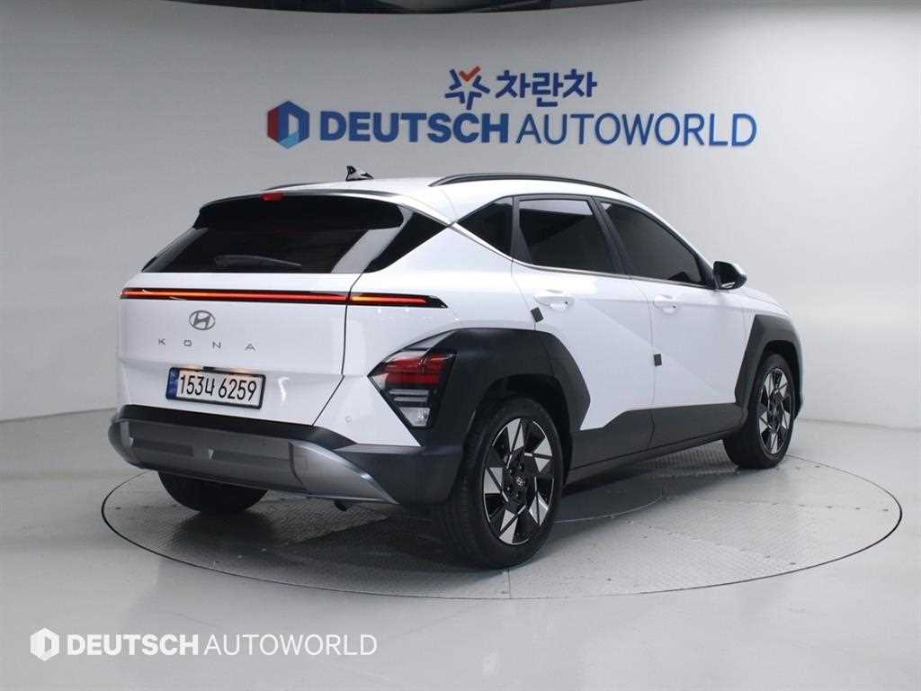 HYUNDAI Kona - Vista 2