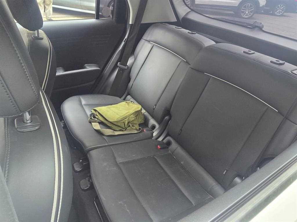 HYUNDAI Casper - Vista 7