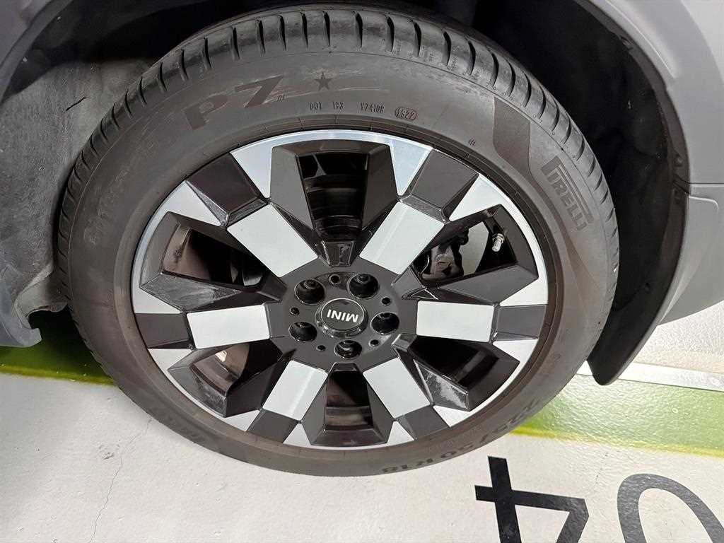 Mini Countryman - Vista 9