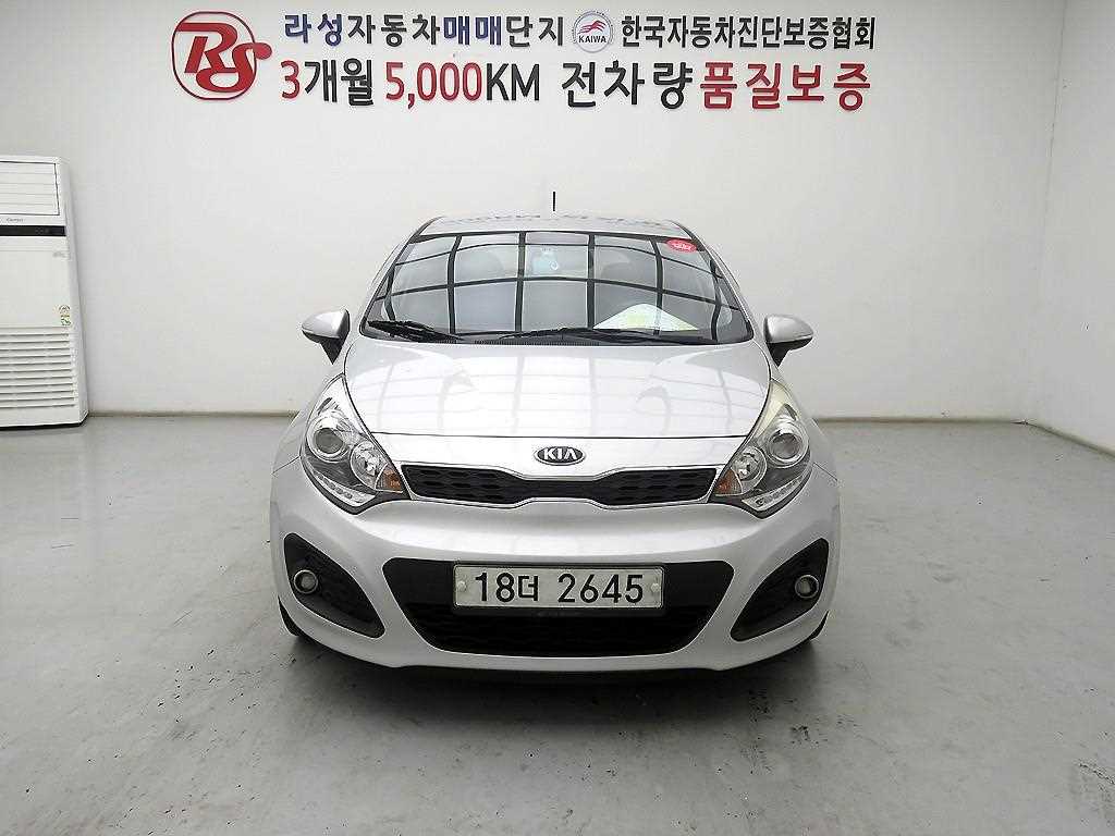 KIA Pride 2012 Gris - Importación desde Corea - HF Imports Iquique - Foto 1