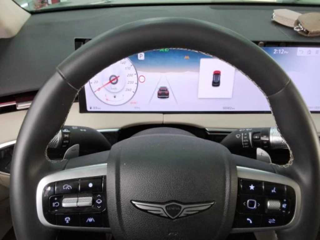 Genesis GV70 - Vista 4
