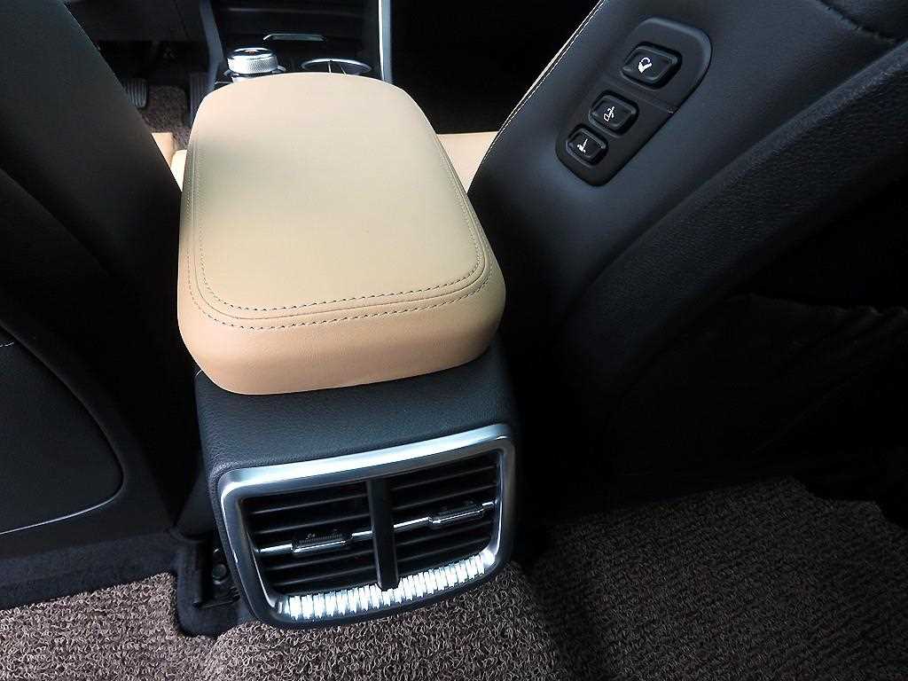 KIA K5 - Vista 8