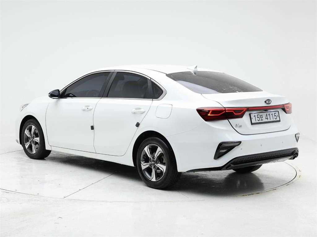 KIA K3 - Vista 4