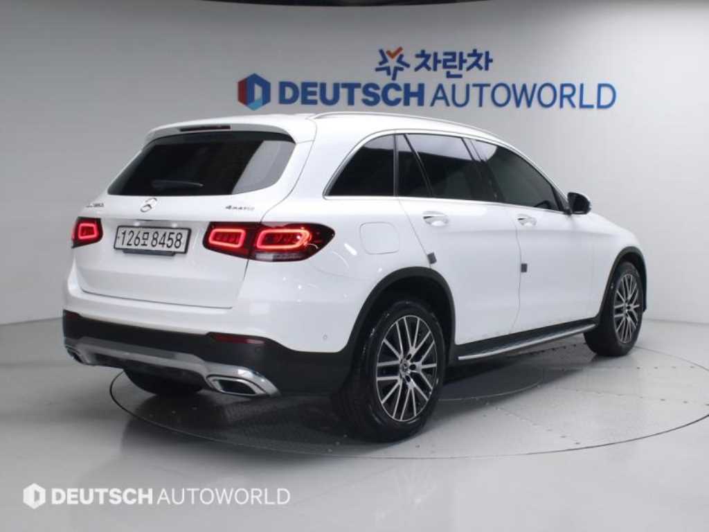 Mercedes Benz GLC Class - Vista 2