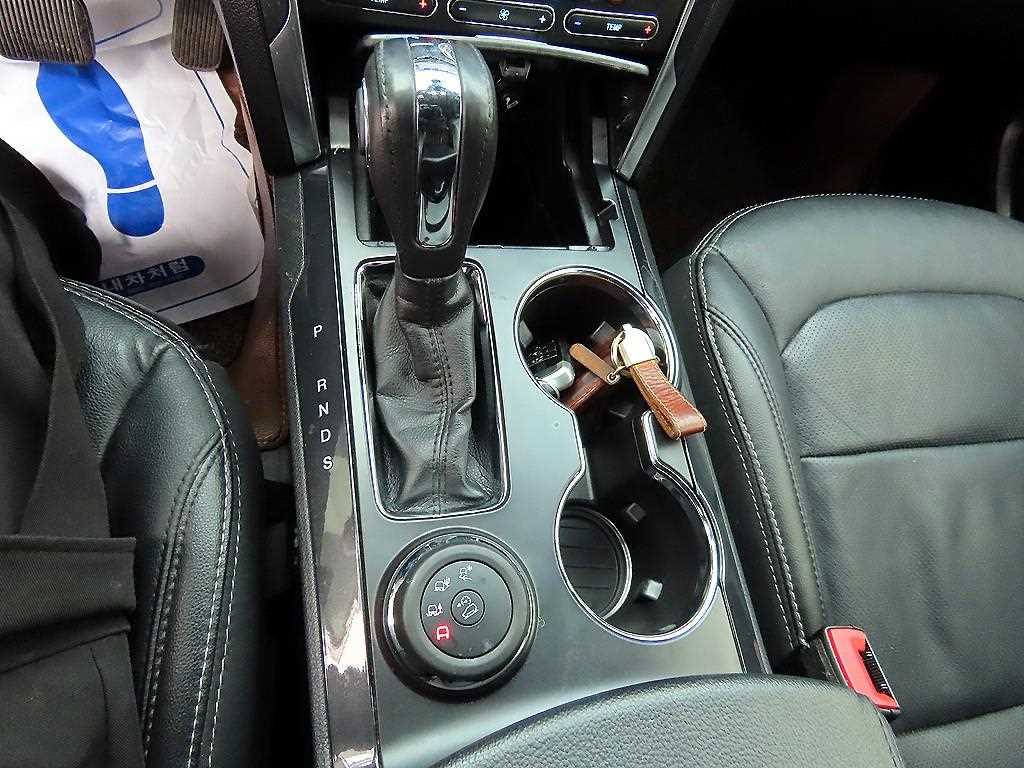 Ford Explorer - Vista 10